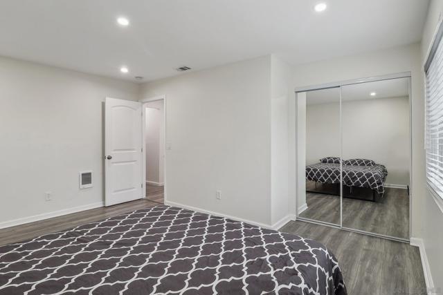 6242 Thorn St, San Diego CA: https://media.crmls.org/mediaz/0046fdea-435d-4f94-9996-6f22aff6abb9.jpg