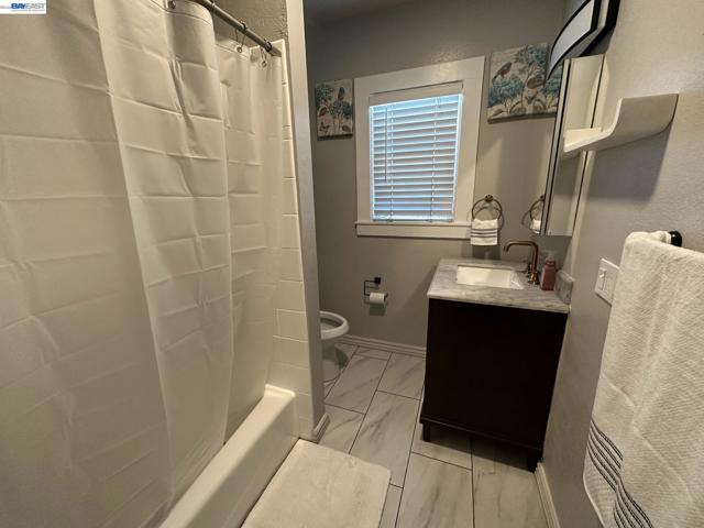 Image 8 of 17 For 4239 Quigley Pl