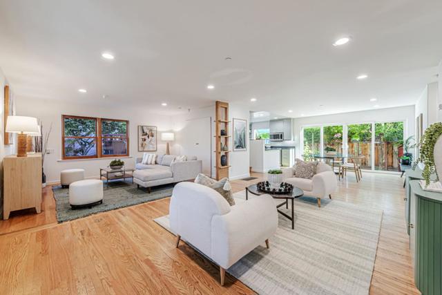 3704 Fair Oaks Avenue, Menlo Park CA: https://media.crmls.org/mediaz/00493c0b-8260-4a80-8ed1-cc4b40fa2a95.jpg