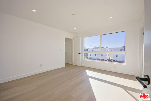 5709 Auckland Avenue, North Hollywood CA: https://media.crmls.org/mediaz/00495fed-5cd5-4d3a-91d1-987900ccb0f1.jpg