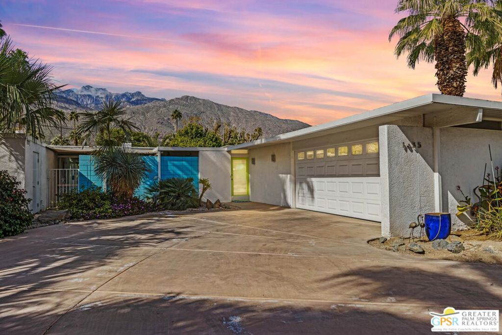 1635 Palm Tree Drive