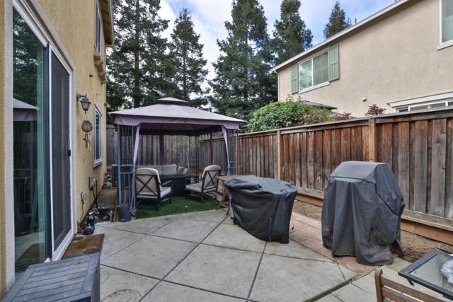 8 Sturla Way, Gilroy CA: https://media.crmls.org/mediaz/0049e5bd-f644-475b-a4cb-6daafa8c48a1.jpg