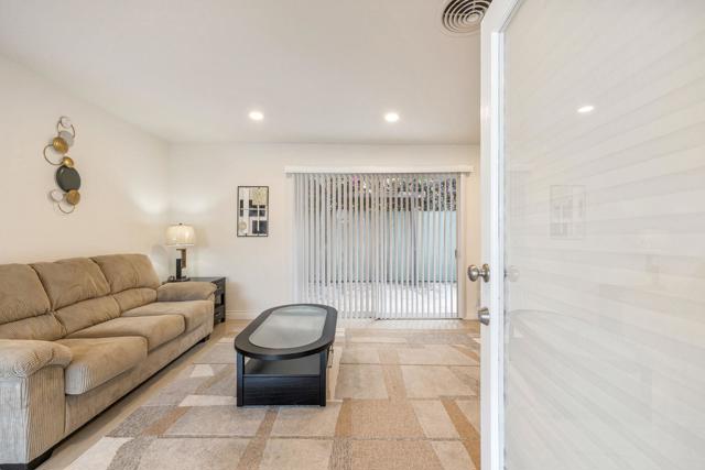 Image 28 of 69 For 1425 Via Soledad