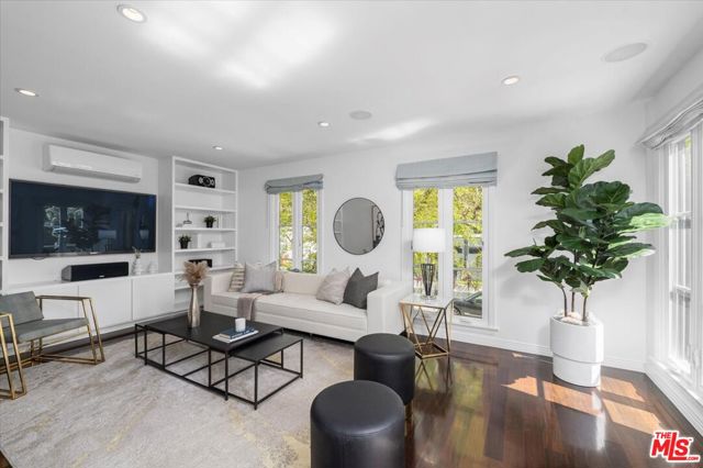 3055 Nichols Canyon Road, Los Angeles CA: https://media.crmls.org/mediaz/004b8d5a-7f12-48c7-ac17-b3db7bcf09b6.jpg