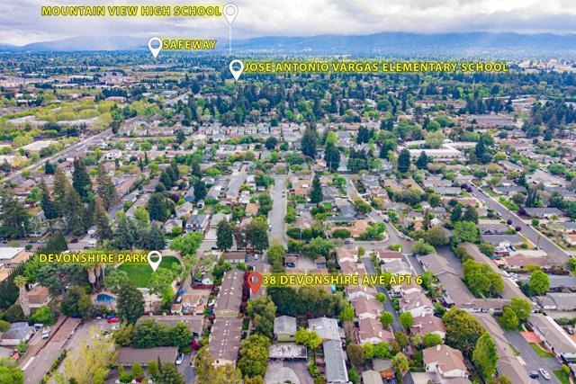 38 Devonshire Avenue, Mountain View CA: https://media.crmls.org/mediaz/004c60d4-1a64-4b24-b0ec-470fc5522946.jpg