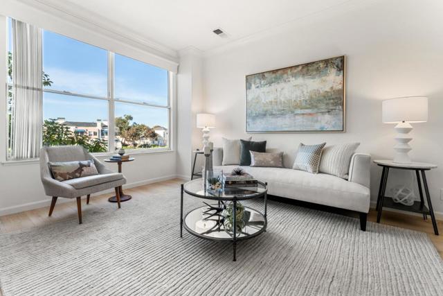 600 Baltic Circle, Redwood City CA: https://media.crmls.org/mediaz/004d4151-3a61-4053-9d16-9c8b28a0ab19.jpg