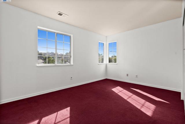 2205 Mark Twain, Antioch CA: https://media.crmls.org/mediaz/004f0c8f-89d6-4dfe-93ae-39445640e99a.jpg
