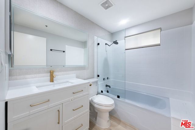727 South Ardmore Avenue, 108 photo 16