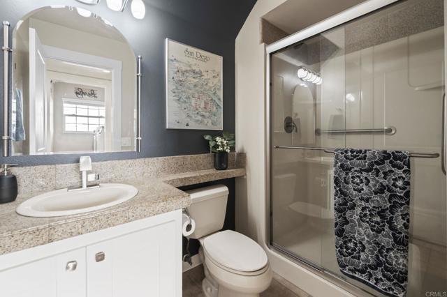 Detail Gallery Image 8 of 38 For 2075 Pierce Ct, El Cajon,  CA 92019 - 4 Beds | 3 Baths