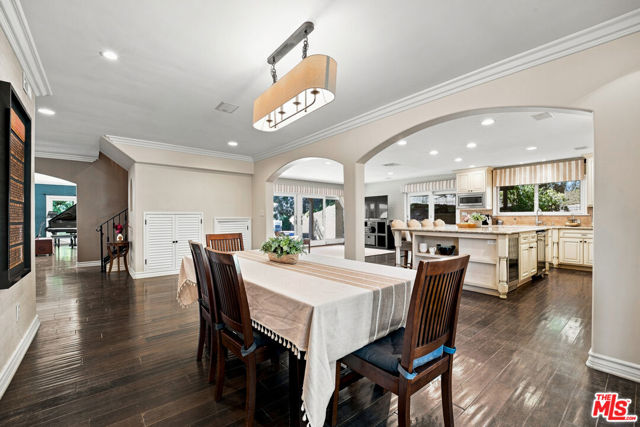 4 Bed Home for Sale in Encino, California