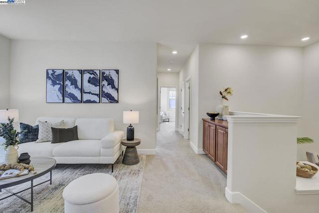 41538 Casabella Cmn, Fremont CA: https://media.crmls.org/mediaz/0050c2ee-832b-4518-b709-fff23c20ef46.jpg