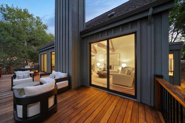 2 Thistle Street, Portola Valley CA: https://media.crmls.org/mediaz/0050d5ff-4a6d-4efa-9343-e06ac1ab0eae.jpg