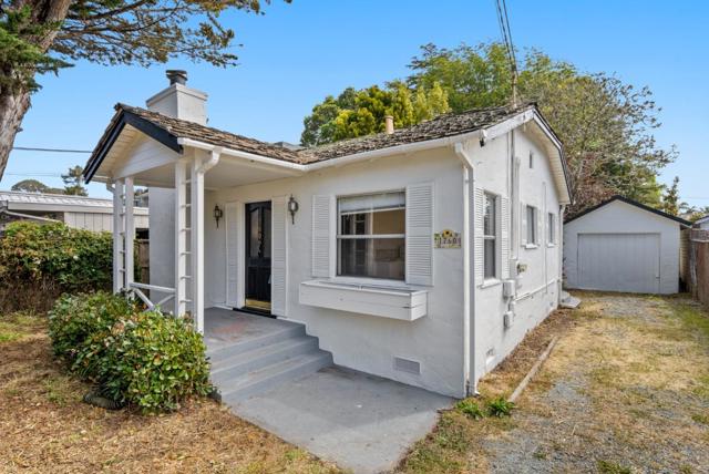1760 48th Avenue, Capitola CA: https://media.crmls.org/mediaz/00527820-e12a-4c09-944b-cc01699e05e3.jpg