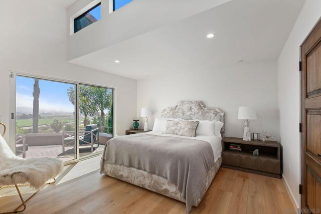 14817 Arroyo Rosita, Rancho Santa Fe CA: https://media.crmls.org/mediaz/005289aa-6545-42c0-88a7-549a361200c0.jpg