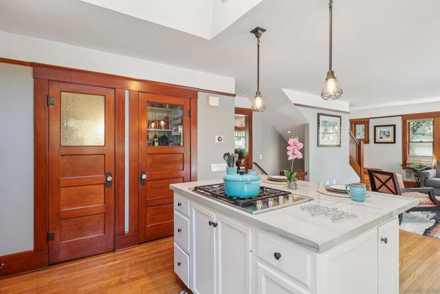 4472 Hortensia St, San Diego CA: https://media.crmls.org/mediaz/0052900c-e755-48ce-adce-8edb72c145fd.jpg