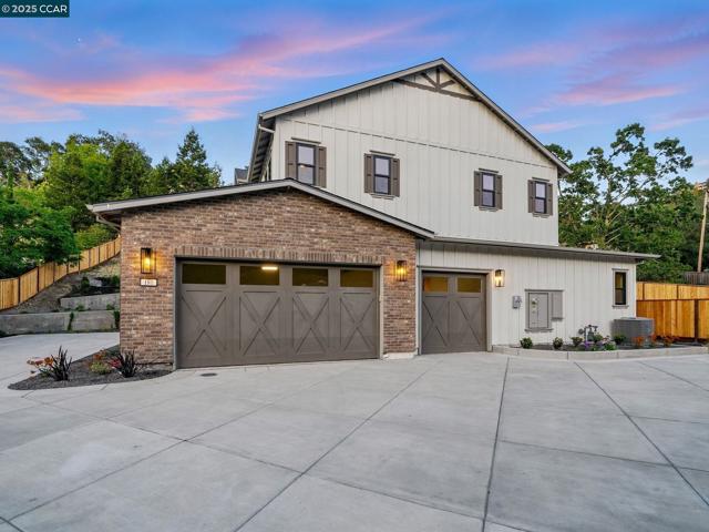 180 Castle Hill Ranch, Walnut Creek CA: https://media.crmls.org/mediaz/0052ad05-49ee-47ad-9a29-c98c30fd6321.jpg