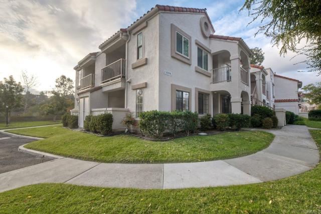 13006 Wimberly Square, Rancho Bernardo (San Diego) CA: https://media.crmls.org/mediaz/00536bb7-51c0-421f-80d6-3f93d40d2ec6.jpg