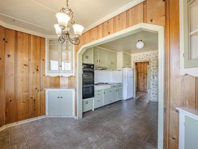 35 Sycamore Street, Watsonville CA: https://media.crmls.org/mediaz/0053a976-9d57-4379-8461-09fec250d987.jpg