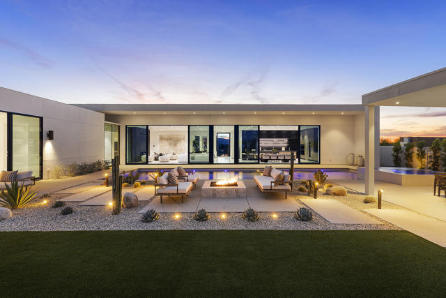 17 Via Linea, Rancho Mirage, CA 92270