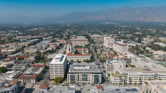 Detail Gallery Image 58 of 74 For 345 E Colorado Bld #302,  Pasadena,  CA 91101 - 3 Beds | 4/1 Baths