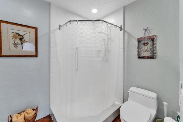 511 Desert West Drive, Rancho Mirage CA: https://media.crmls.org/mediaz/00557bf8-21be-44e9-aab0-70c479274f5b.jpg