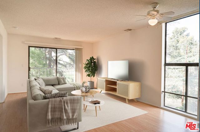 950 Edgecliffe Drive, Los Angeles CA: https://media.crmls.org/mediaz/00557c3f-87e2-45a3-b0ed-c0dff5da6d69.jpg