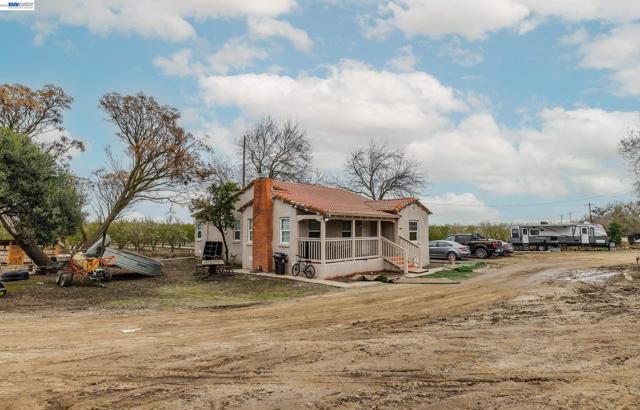 Image 12 of 14 For 1707 Bowman Rd