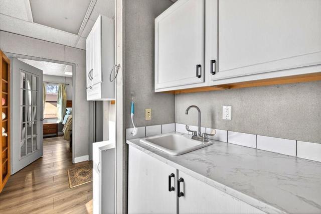 Image 45 of 49 For 20555 Mountain View Road