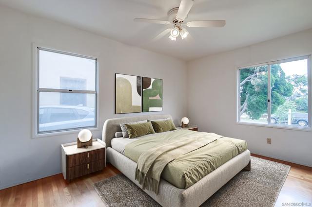 1354 Chalcedony St, San Diego CA: https://media.crmls.org/mediaz/00577898-61d4-458f-89d1-1e7cf1f75093.jpg