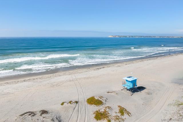 25 The Point, Coronado CA: https://media.crmls.org/mediaz/0057e8cb-55f8-4780-bacb-c76889389d08.jpg