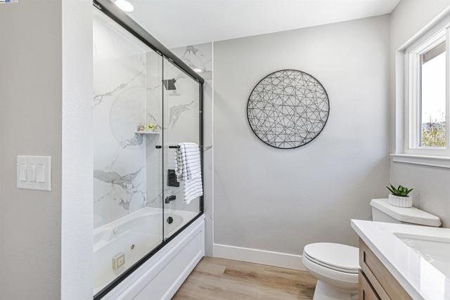 2531 Willowren Way, Pleasanton CA: https://media.crmls.org/mediaz/0058367b-0138-47ad-9652-347aa9304191.jpg