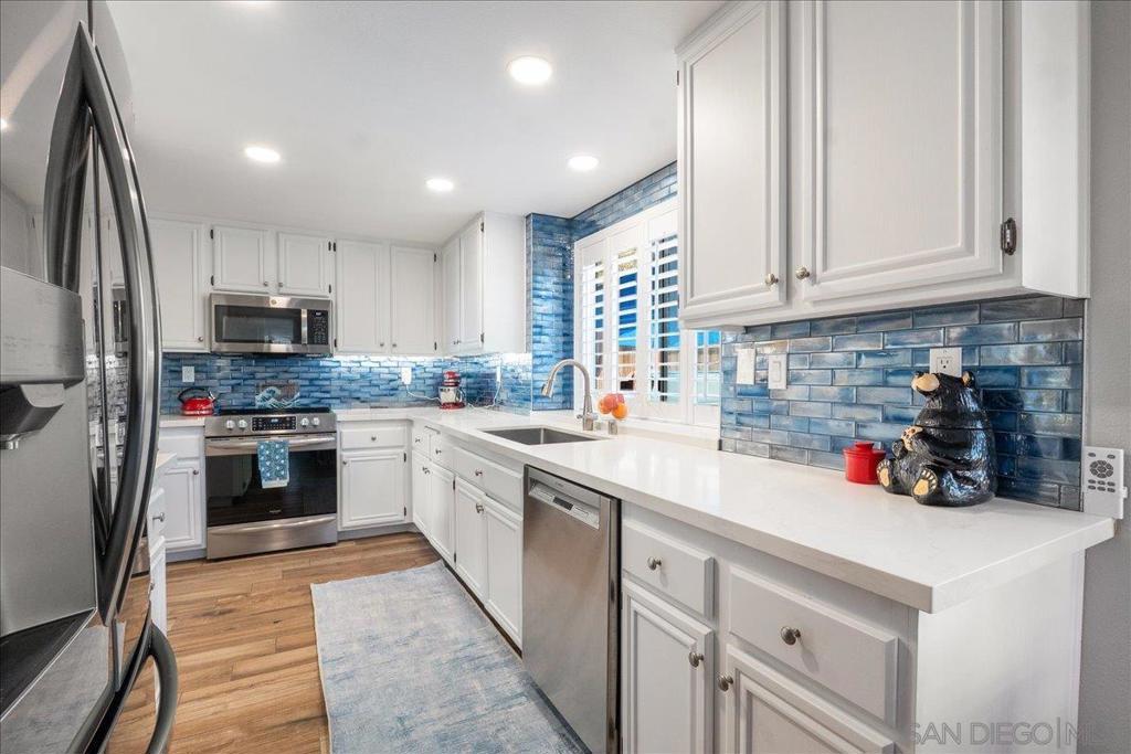 3266 San Helena Dr - photo 15