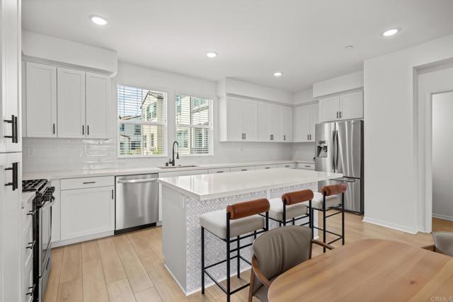 408 Carina, Escondido CA: https://media.crmls.org/mediaz/0059e88b-7f01-497b-963e-096594d2528c.jpg