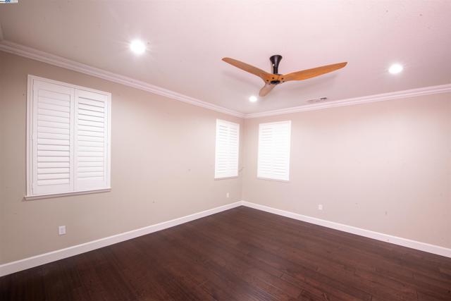 7212 MOUNT VEEDER ROAD, Dublin CA: https://media.crmls.org/mediaz/0059f56f-ed55-40c7-b0c6-9ce463d05787.jpg