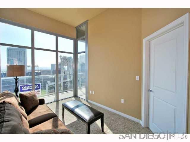 253 10Th Ave, San Diego CA: https://media.crmls.org/mediaz/005a064e-4fd3-4948-9c8f-28dc2b6b7bdc.jpg