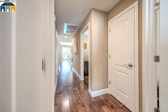 4740 Norris Canyon Rd, San Ramon CA: https://media.crmls.org/mediaz/005ae1f6-857b-4f05-a9c0-ff3d9ebae9ba.jpg