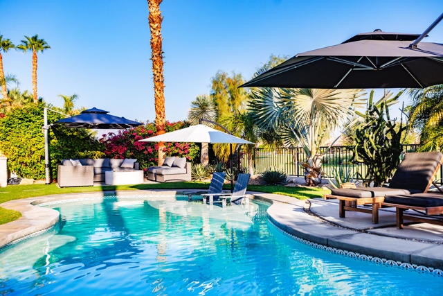 80818 Avenida San Ignacio, Indio CA: https://media.crmls.org/mediaz/005b54b9-7a21-4694-a798-c1bda336b1c4.jpg