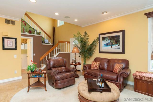 11002 Creekbridge Place, San Diego CA: https://media.crmls.org/mediaz/005c7a37-c1f0-407e-9970-d3112c923d85.jpg