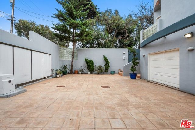 Drew Fenton | 11834 Pacific Coast Highway Malibu CA | MLS: 7492123 Drew Fenton | 11834 Pacific Coast Highway Malibu CA | MLS: 7492123