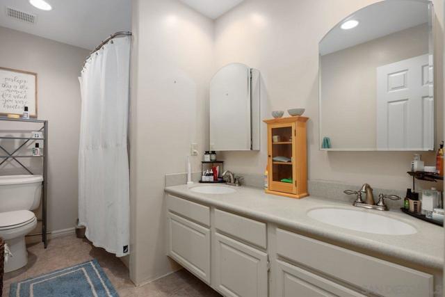 Image 43 of 50 For 2238 Oceanview Rd