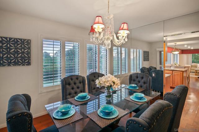 1586 Kimberly Woods Dr, El Cajon CA: https://media.crmls.org/mediaz/005de5cc-e17f-4c92-9545-ca79faab0996.jpg