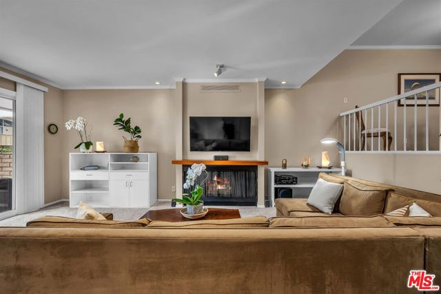 4745 La Villa Marina, D photo 5