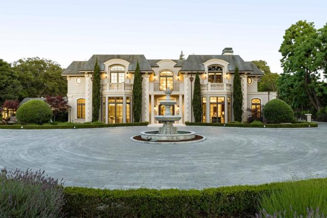 176 Encinal Avenue, Atherton CA: https://media.crmls.org/mediaz/005f23f5-f1f8-4c8e-859c-d2ee510d8d2b.jpg