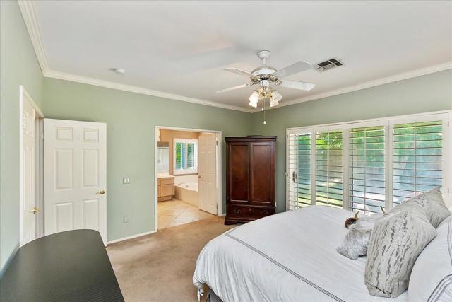 Image 19 of 37 For 78643 Como Court