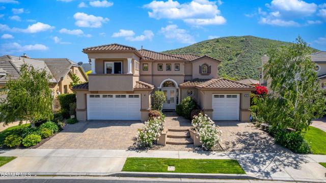 3194 Sunset Hills Boulevard, Thousand Oaks CA: https://media.crmls.org/mediaz/00613d36-b9bf-4a96-aa57-a8d0d1fa680b.jpg