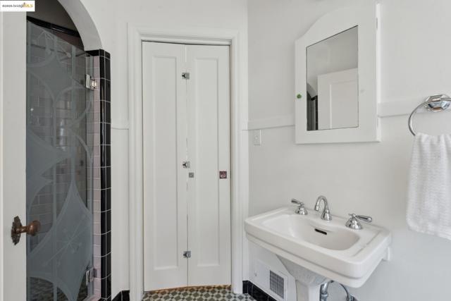 Image 34 of 60 For 774 Spruce St