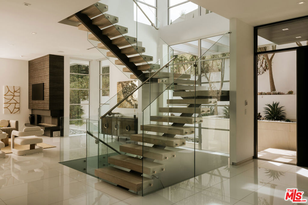MLS #26872385 image #5