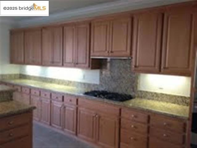 86 BOTTLEBRUSH CT, Oakley CA: https://media.crmls.org/mediaz/0067d66f-ac3d-47dd-be9d-fb0e6ae5f429.jpg
