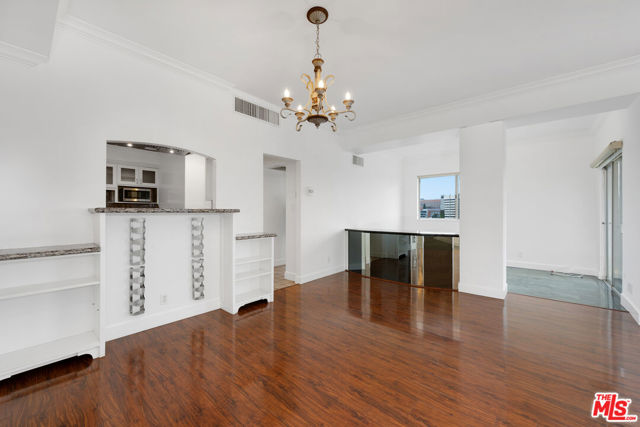 10787 Wilshire Boulevard, Los Angeles CA: https://media.crmls.org/mediaz/0068aa40-16e6-4936-8429-776f560aca3c.jpg
