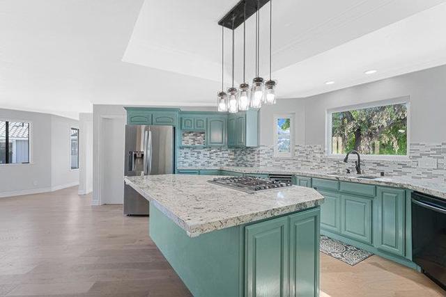 5955 Diablo Hills Road, Tres Pinos CA: https://media.crmls.org/mediaz/00695d64-1e60-4dca-b1a4-69521a8be4e7.jpg